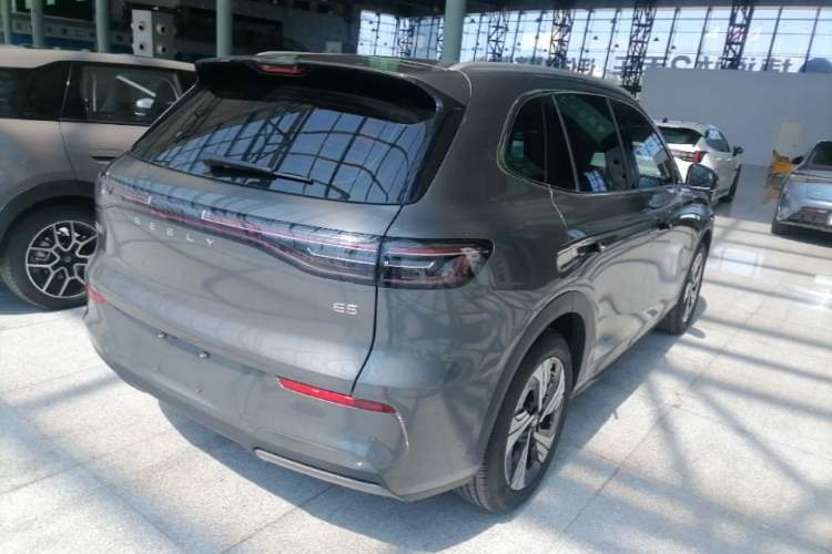 Used Geely Galaxy E5 2024 530km Starship Edition Rear Right 45 Deg