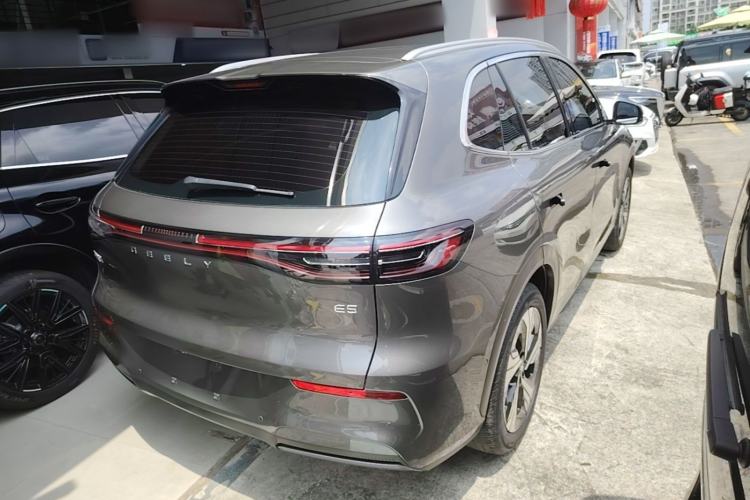 Used Geely Galaxy E5 2024 530km Starship Edition Rear Right 45 Deg