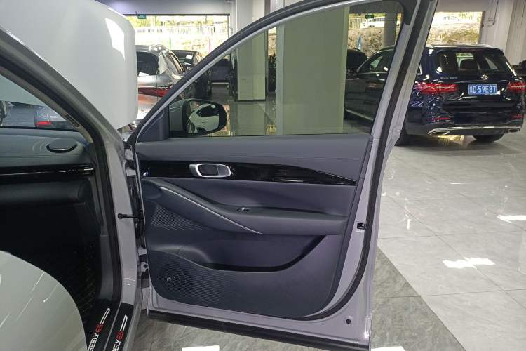Used Geely Galaxy E5 2024 440km Launch Edition Right Front Door Interior