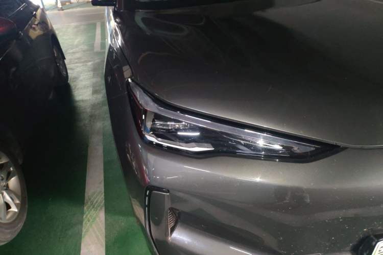 Used Geely Galaxy E5 2024 530 km Exploration+ Version Right Front Headlight