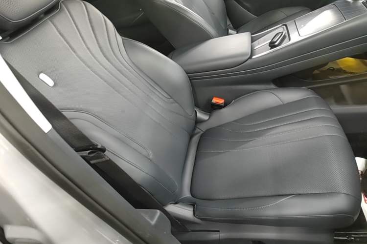 Used Geely Galaxy E5 2024 440km Exploration Version Right Front Seat