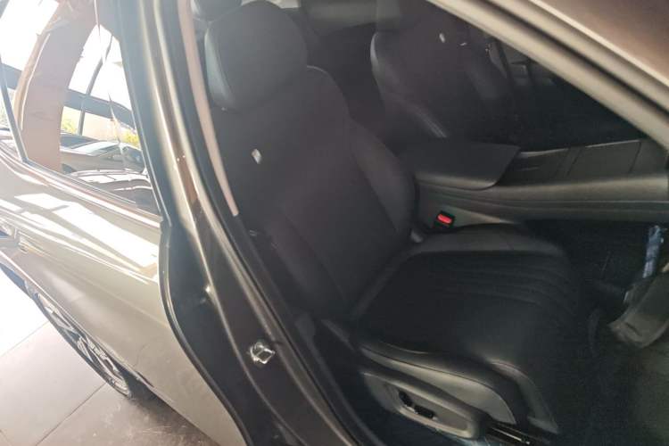 Used Geely Galaxy E5 2024 530km Starship Edition Right Front Seat