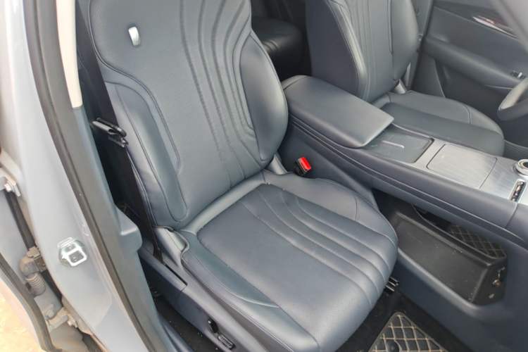 Used Geely Galaxy E5 2024 440km Exploration Version Right Front Seat