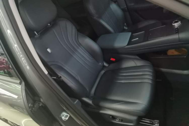 Used Geely Galaxy E5 2024 440km Exploration Version Right Front Seat
