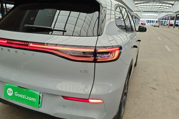 Used Geely Galaxy E5 2024 440km Launch Edition Right Rear Taillight