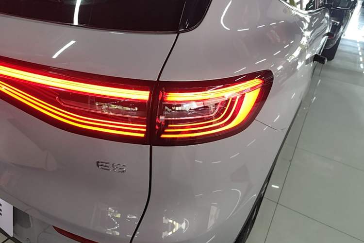 Used Geely Galaxy E5 2024 530km Starship Edition Right Rear Taillight