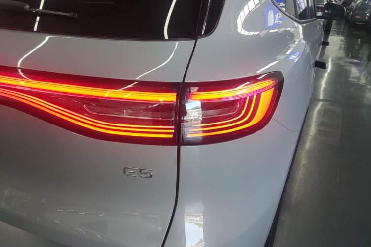 Used Geely Galaxy E5 2024 440km Exploration Version Right Rear Taillight