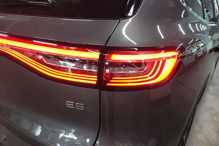 Used Geely Galaxy E5 2024 530 km Exploration+ Version Right Rear Taillight