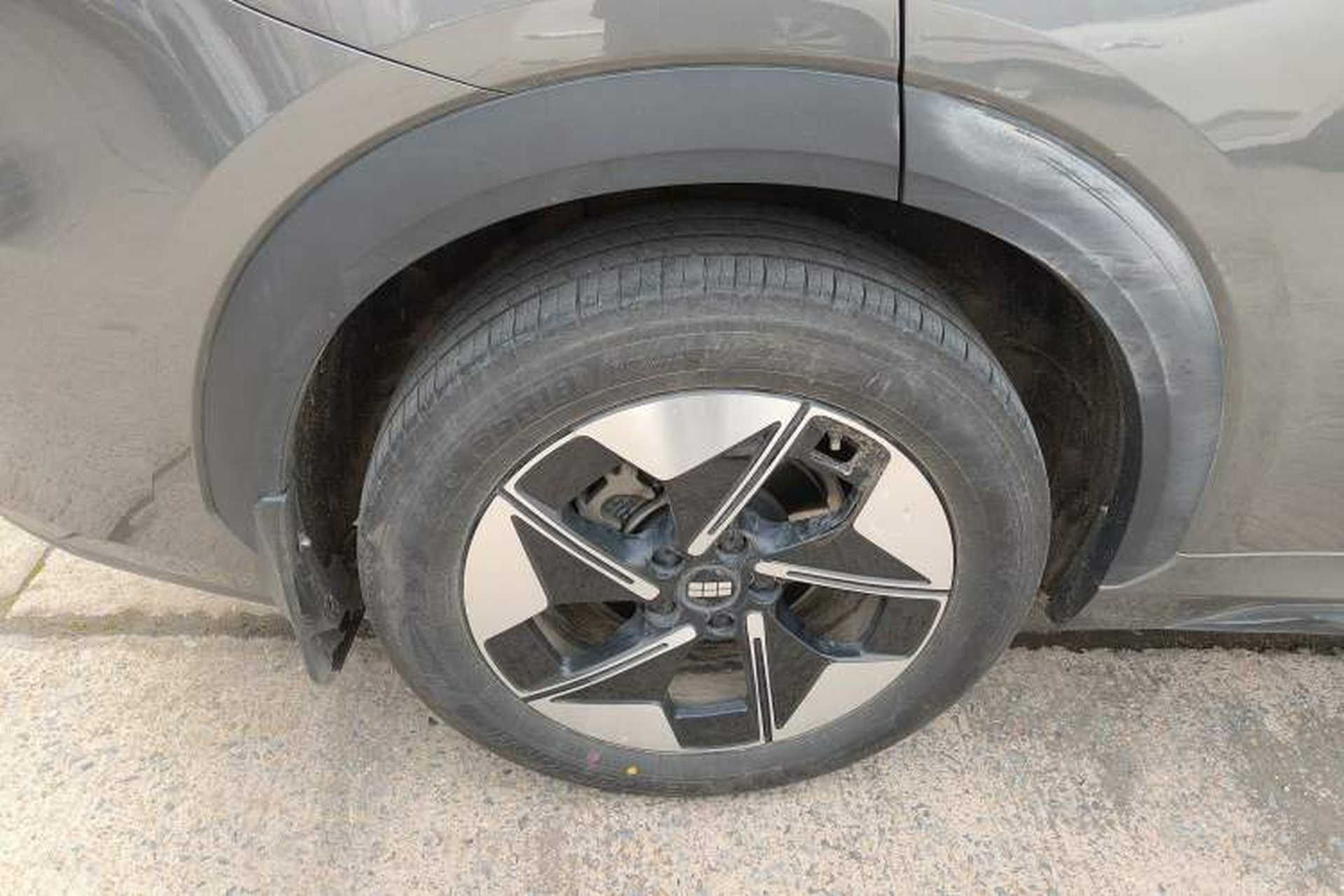 Used Geely Galaxy E5 2024 440km Exploration Version Right Rear Wheel Hub