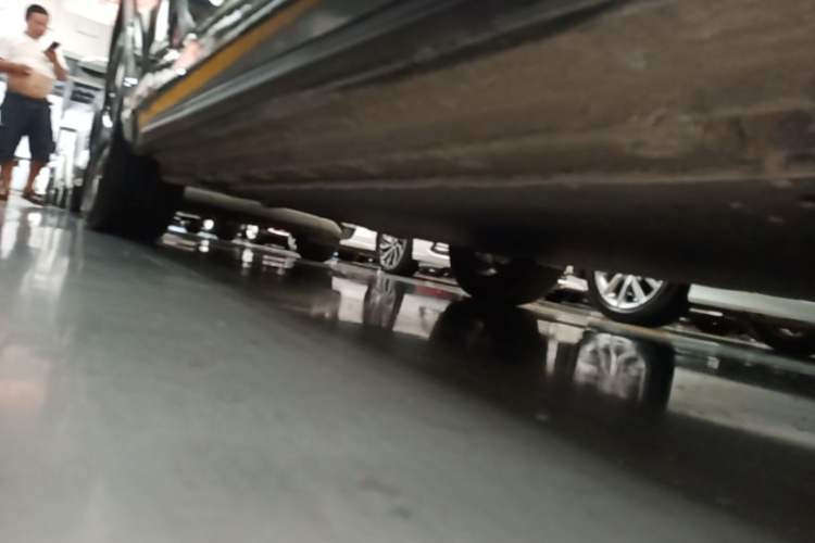 Used Geely Galaxy E5 2024 530 km Exploration+ Version Right Side Sill