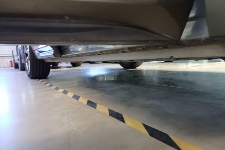Used Geely Galaxy E5 2024 530km Long-Range Version Right Side Sill