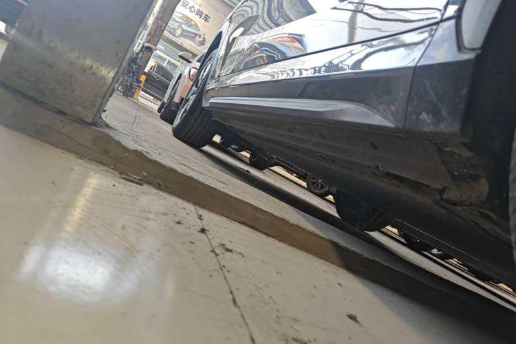 Used Geely Galaxy E5 2024 530km Starship Edition Right Side Sill