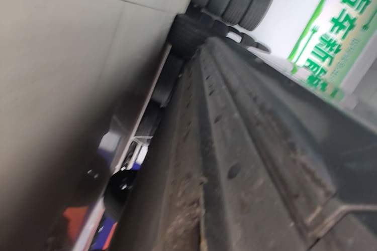 Used Geely Galaxy E5 2024 530km Starship Edition Right Side Sill