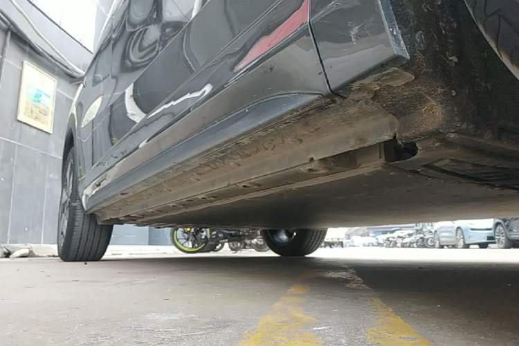 Used Geely Galaxy E5 2024 530km Starship Edition Right Side Sill