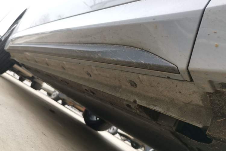 Used Geely Galaxy E5 2024 530 km Exploration+ Version Right Side Sill