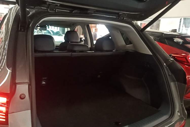 Used Geely Galaxy E5 2024 530 km Exploration+ Version Trunk