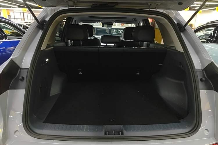 Used Geely Galaxy E5 2024 440km Exploration Version Trunk