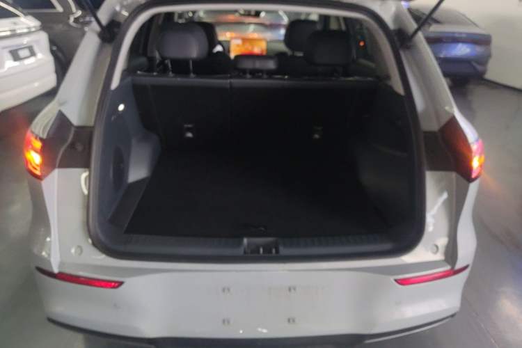 Used Geely Galaxy E5 2024 440km Exploration Version Trunk