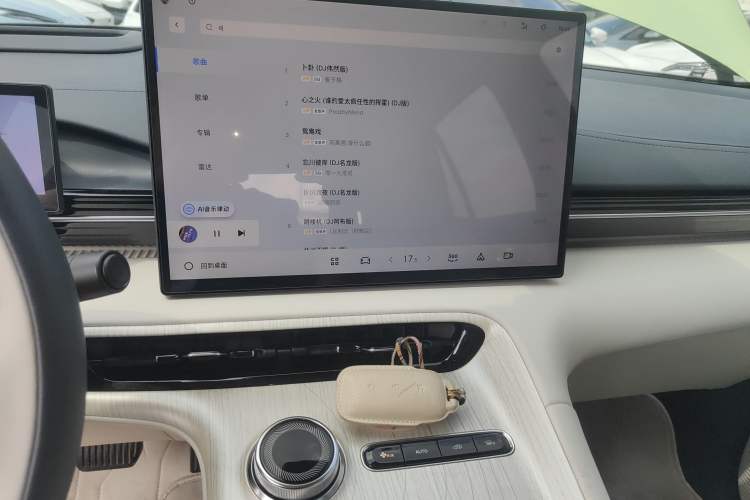 Used Geely Galaxy E5 2024 530 km Exploration+ Version Audio And AC Panel