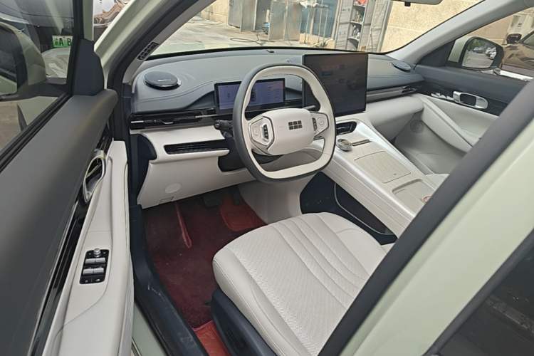 Used Geely Galaxy E5 2024 440km Exploration Version Driver Seat
