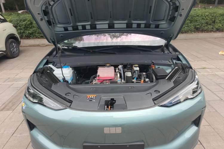 Used Geely Galaxy E5 2024 530km Long-Range Version Engine Bay