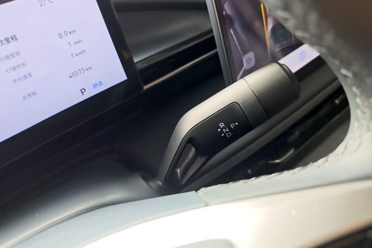 Used Geely Galaxy E5 2024 530 km Exploration+ Version Gear Lever