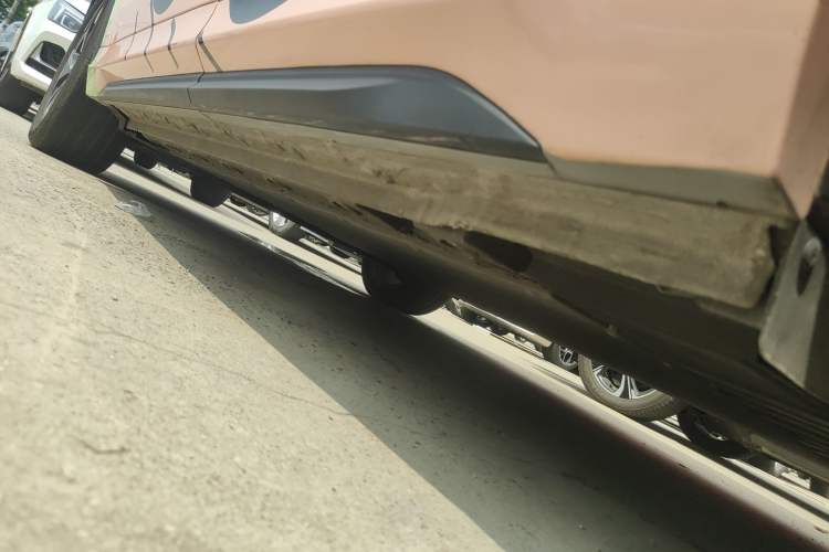Used Geely Galaxy E5 2024 530 km Exploration+ Version Left Side Sill