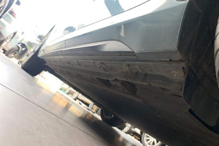 Used Geely Galaxy E5 2024 530 km Exploration+ Version Left Side Sill