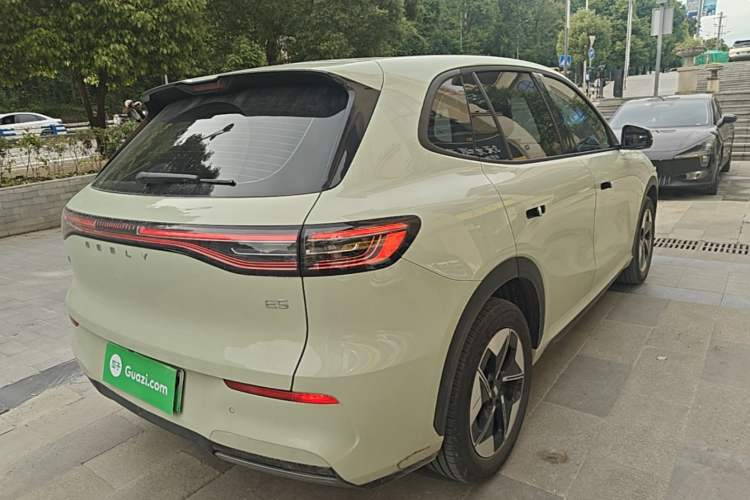 Used Geely Galaxy E5 2024 440km Exploration Version Rear Right 45 Deg