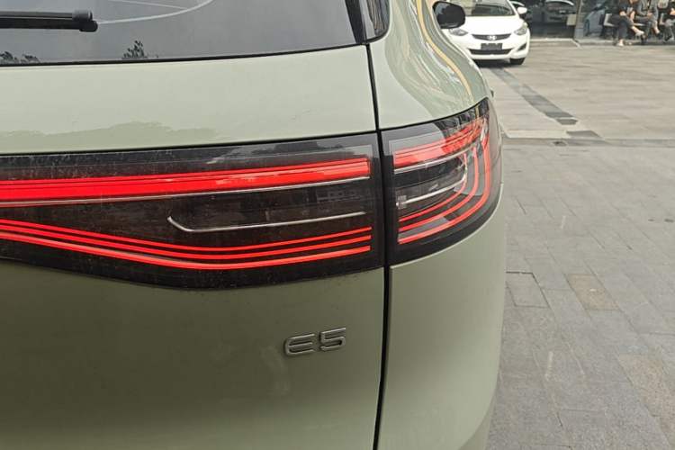 Used Geely Galaxy E5 2024 440km Exploration Version Right Rear Taillight
