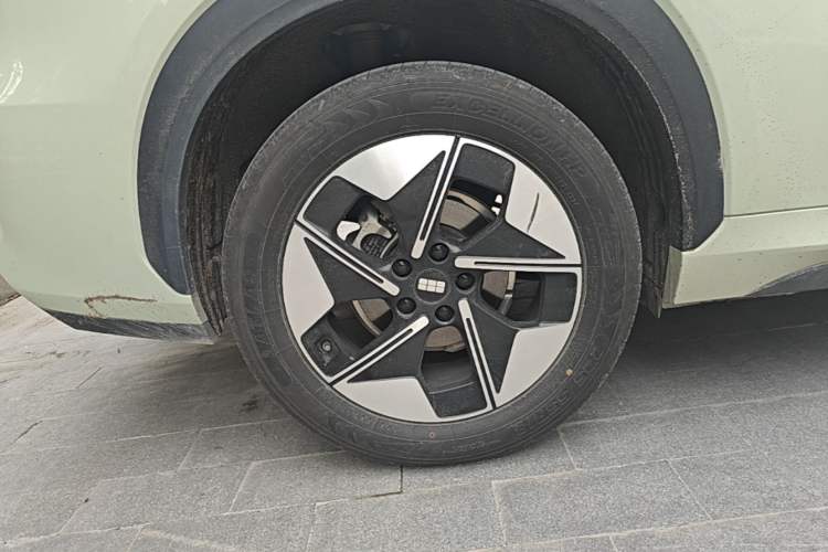 Used Geely Galaxy E5 2024 440km Exploration Version Right Rear Wheel Hub