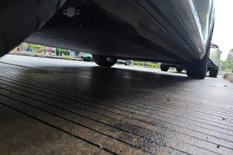 Used Geely Galaxy E5 2024 440km Launch Edition Chassis Rear Right