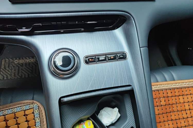Used Geely Galaxy E5 2024 440km Launch Edition Gear Lever