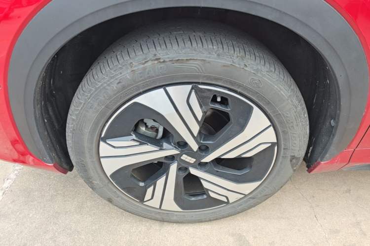 Used Geely Galaxy E5 2024 530km Starship Edition Left Front Wheel Hub