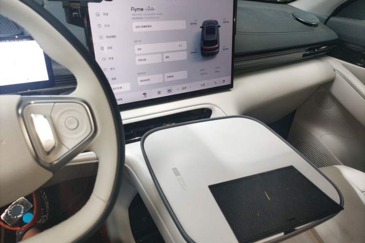 Used Geely Galaxy E5 2024 530 km Exploration+ Version Audio And AC Panel