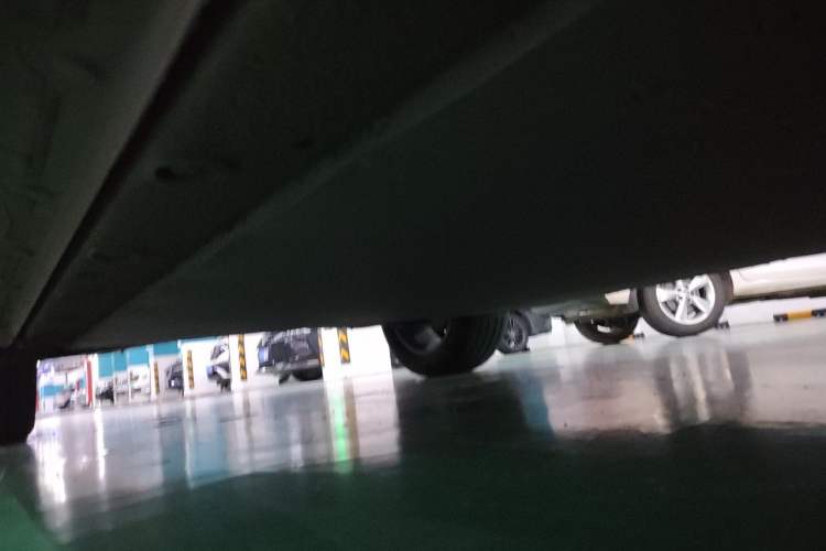 Used Geely Galaxy E5 2024 440km Launch Edition Chassis Front Right