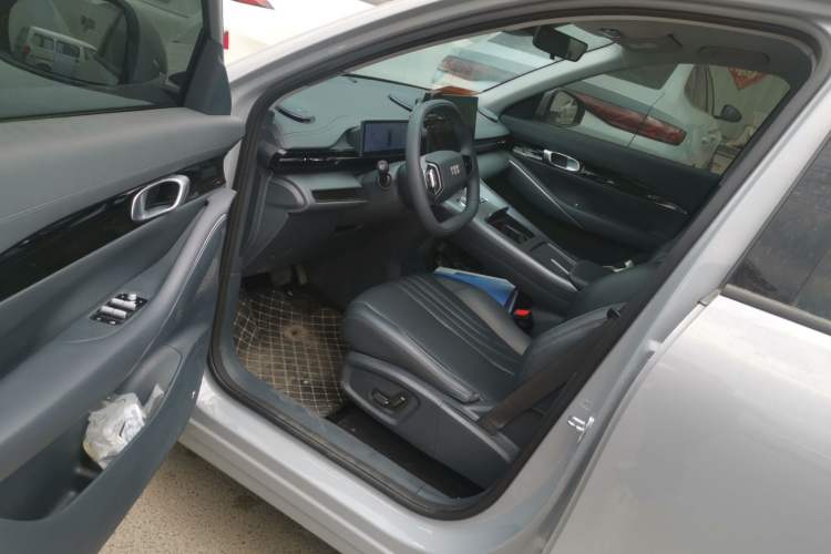 Used Geely Galaxy E5 2024 530km Long-Range Version Driver Seat