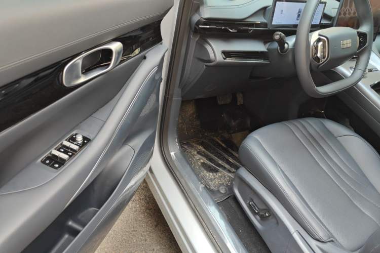 Used Geely Galaxy E5 2024 440km Exploration Version Driver Seat