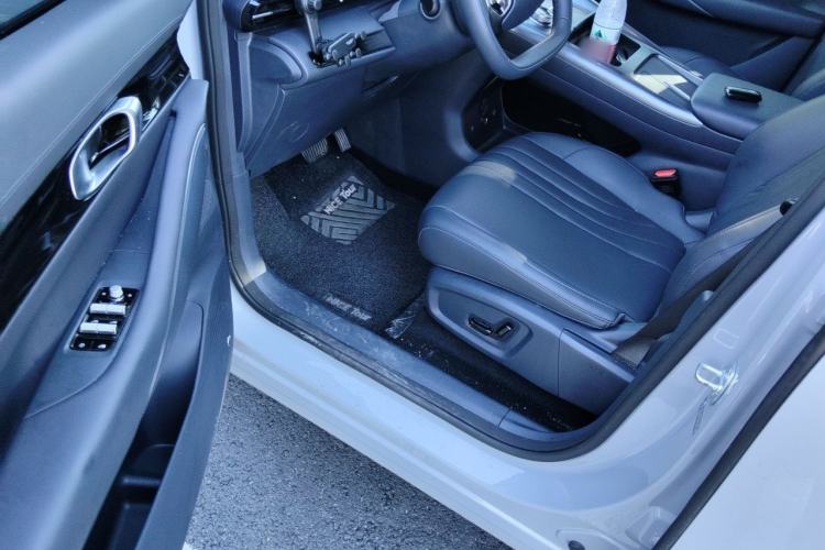Used Geely Galaxy E5 2024 440km Launch Edition Driver Seat