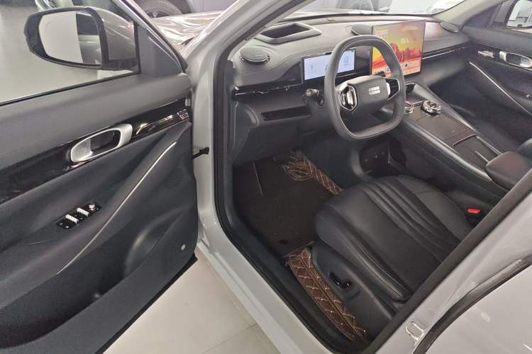 Used Geely Galaxy E5 2024 530 km Exploration+ Version Driver Seat