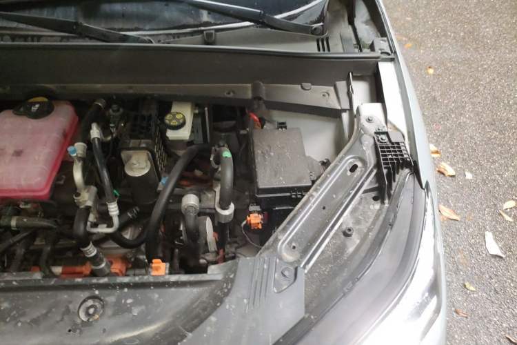 Used Geely Galaxy E5 2024 440km Exploration Version Engine Bay Left