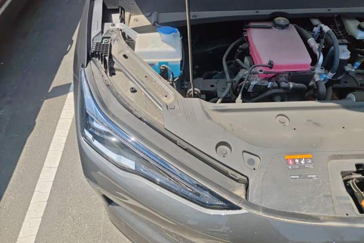 Used Geely Galaxy E5 2024 530 km Exploration+ Version Engine Bay Right