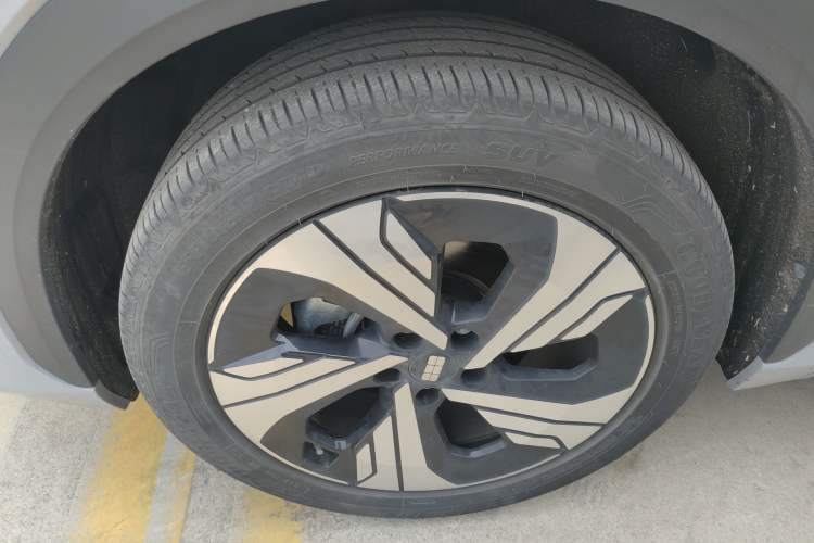 Used Geely Galaxy E5 2024 530km Starship Edition Exterior 4
