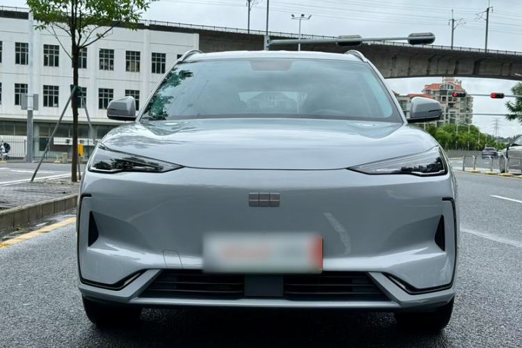 Used Geely Galaxy E5 2024 440km Launch Edition Exterior 4