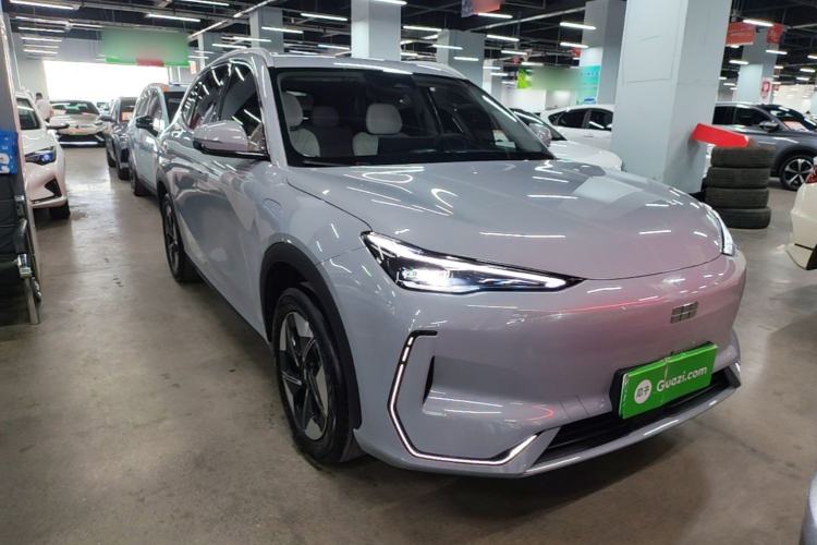 Used Geely Galaxy E5 2024 530 km Exploration+ Version Front Right 45 Deg