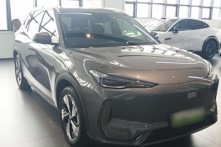 Used Geely Galaxy E5 2024 530km Starship Edition Front Right 45 Deg