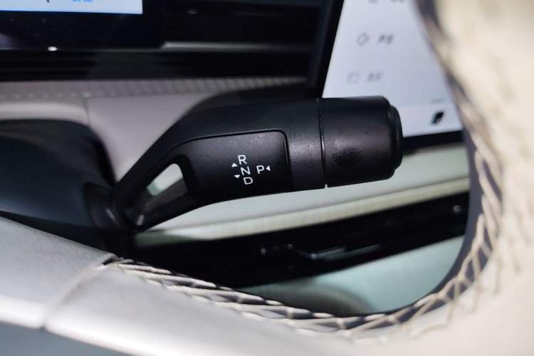 Used Geely Galaxy E5 2024 530 km Exploration+ Version Gear Lever