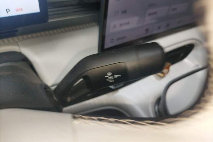 Used Geely Galaxy E5 2024 530 km Exploration+ Version Gear Lever