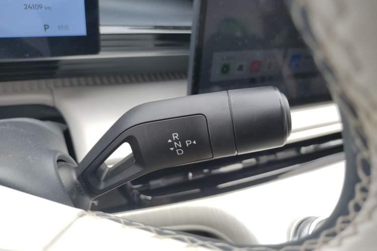 Used Geely Galaxy E5 2024 530km Starship Edition Gear Lever