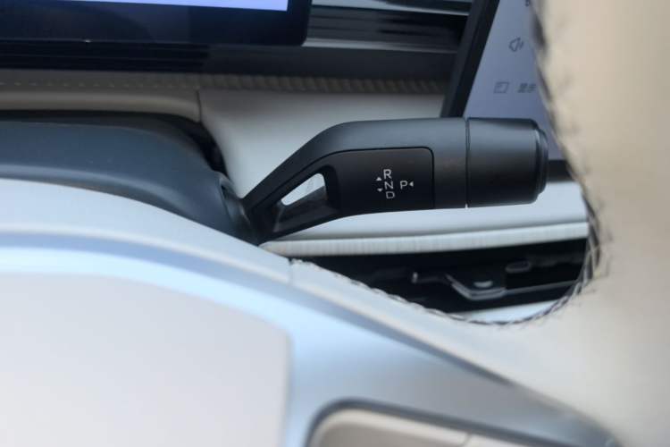 Used Geely Galaxy E5 2024 530km Starship Edition Gear Lever